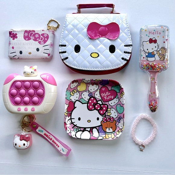 Hello Kitty Handbags - 🩷Hello Kitty Adorable 7-Piece Bundle